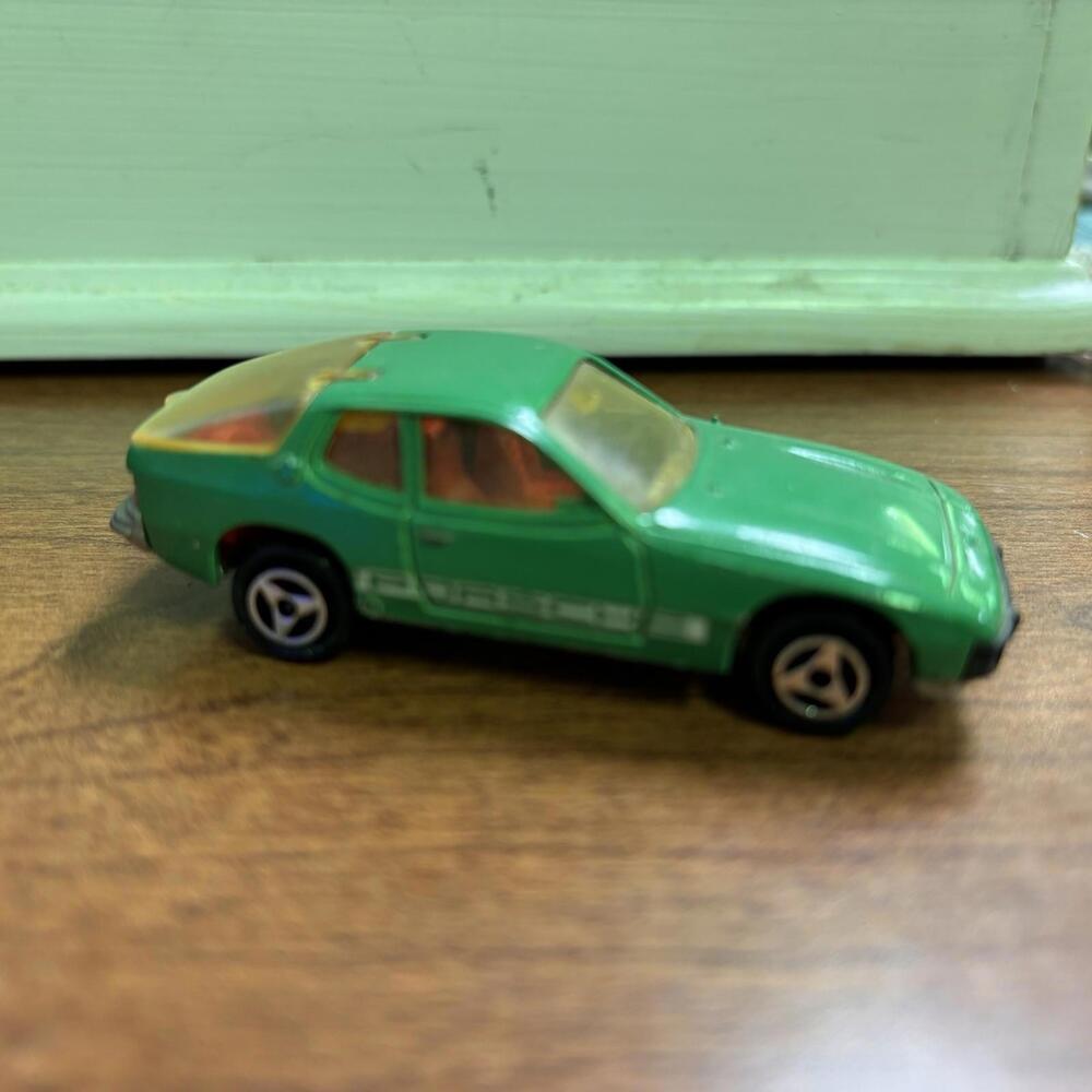 Porsche 924 MAJORETTE 1/60 N247 Green 1980 Made in France Vintage Diecast Car